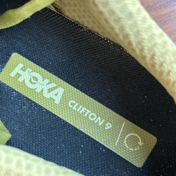HOKA Clifton 9 Running Shoe Golden Lichen Celery Root 8 - Picture 11 of 12